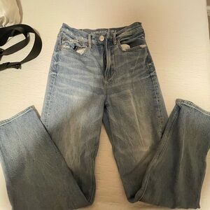 American Eagle Outfitters Women's Light Blue Straight Leg Jeans